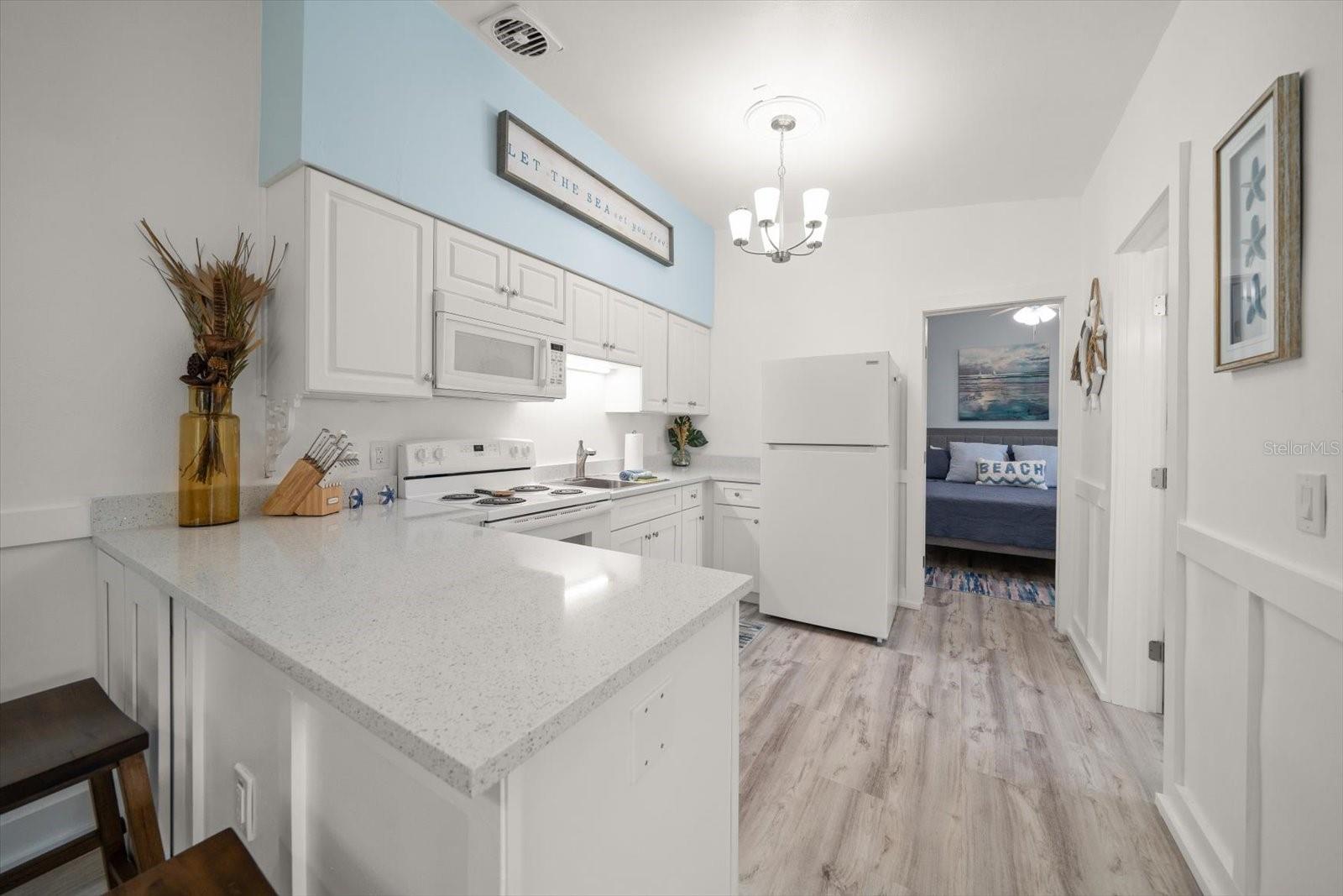 BAHIA VISTA SUB - Residential Income