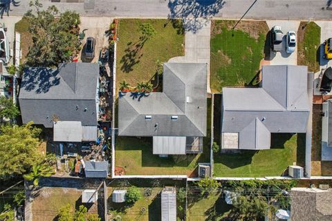 A home in SEMINOLE