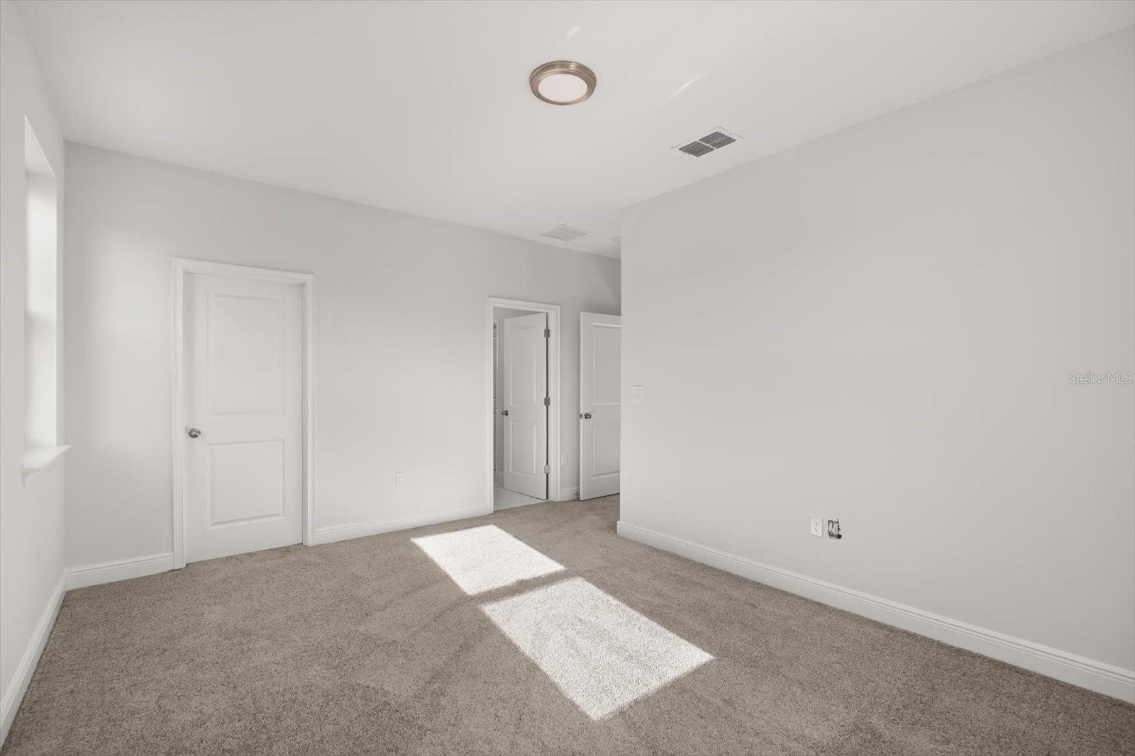 GREENVILLE COMMONS - Residential