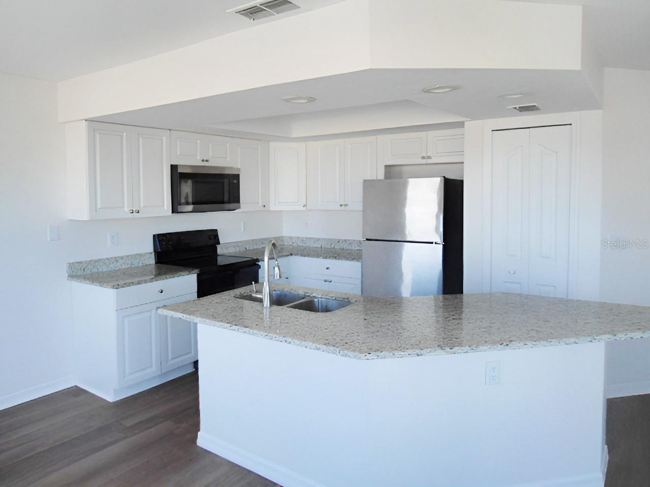 4009 TRIGGERFISH DRIVE