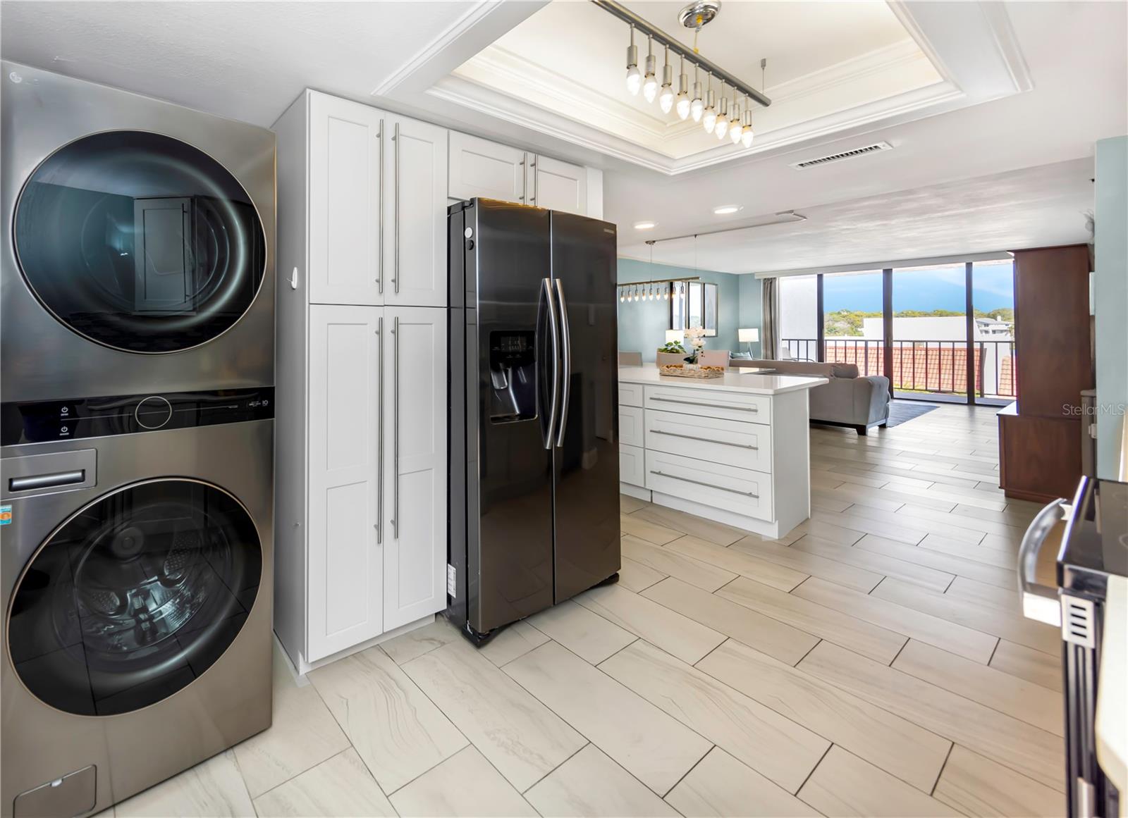 VISTA BAY CONDO I PH I - Residential