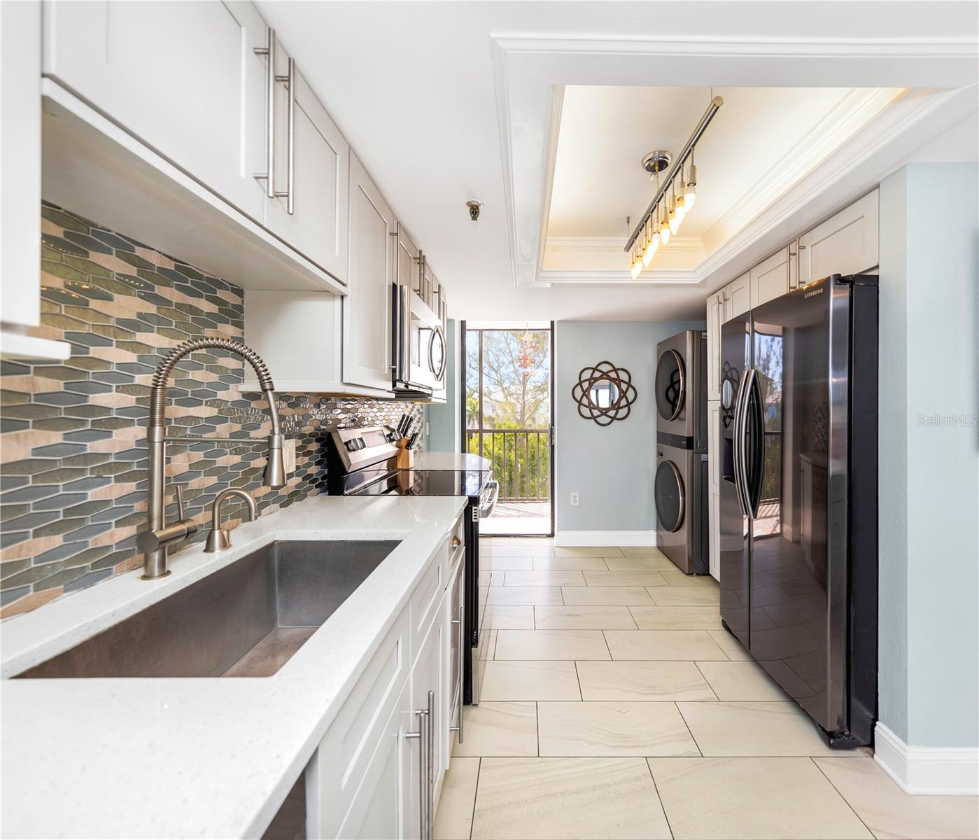 VISTA BAY CONDO I PH I - Residential