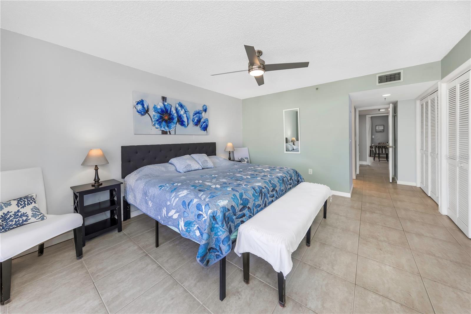 VISTA BAY CONDO I PH I - Residential