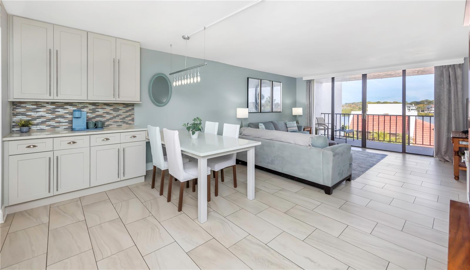 VISTA BAY CONDO I PH I - Residential