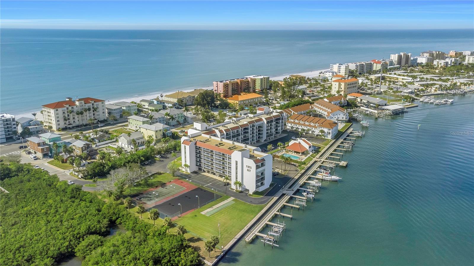 VISTA BAY CONDO I PH I - Residential