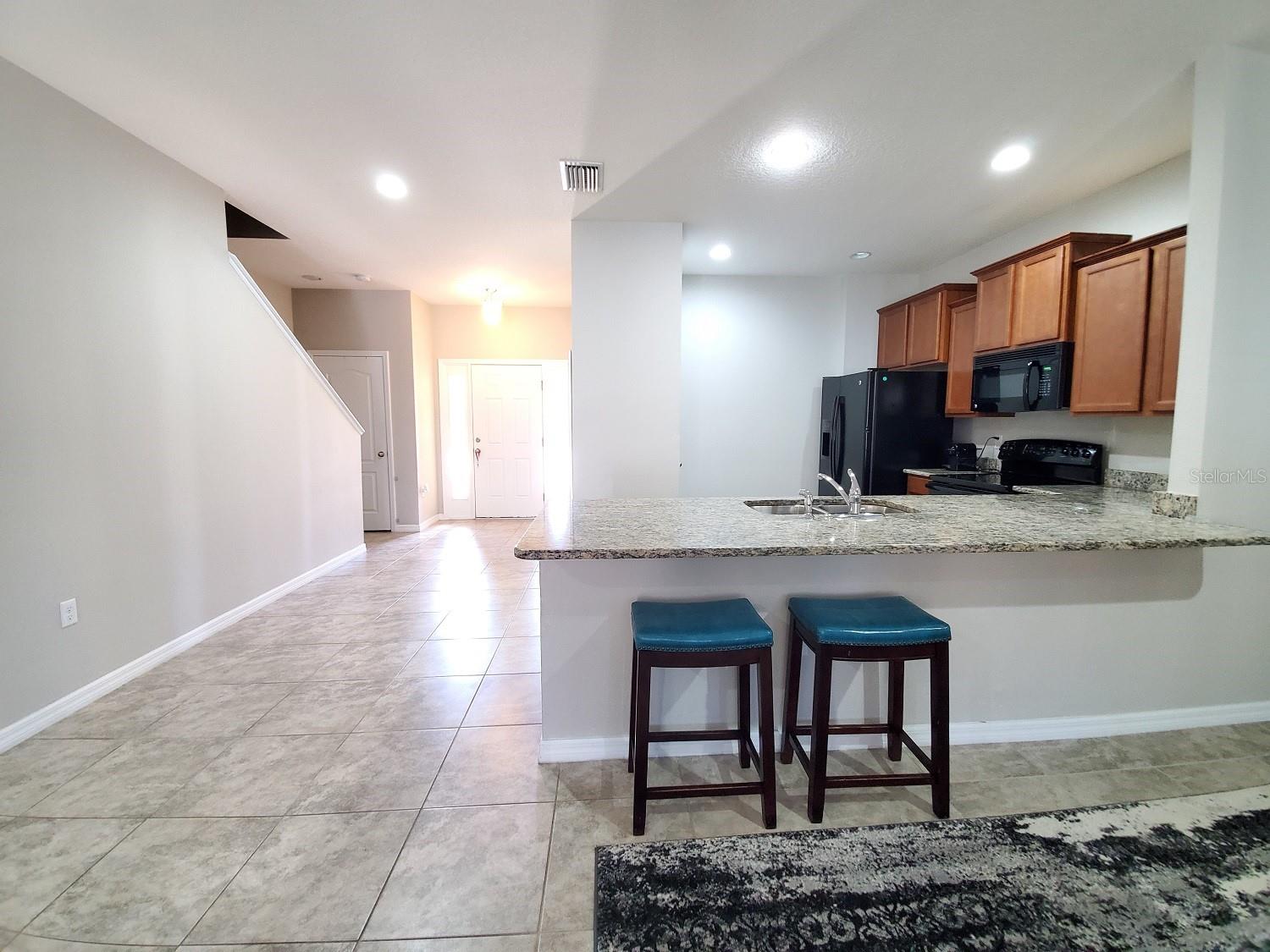 HIDDEN RIVER TWNHMS PH 1 - Residential Lease