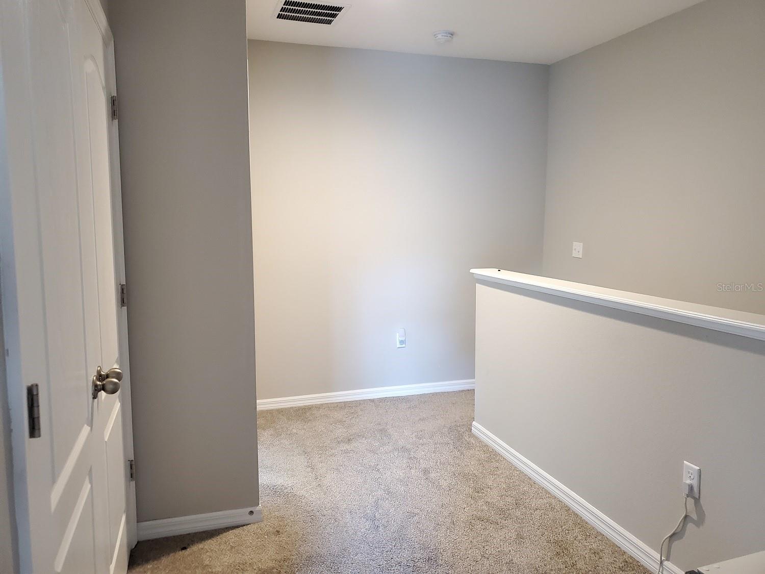 HIDDEN RIVER TWNHMS PH 1 - Residential Lease