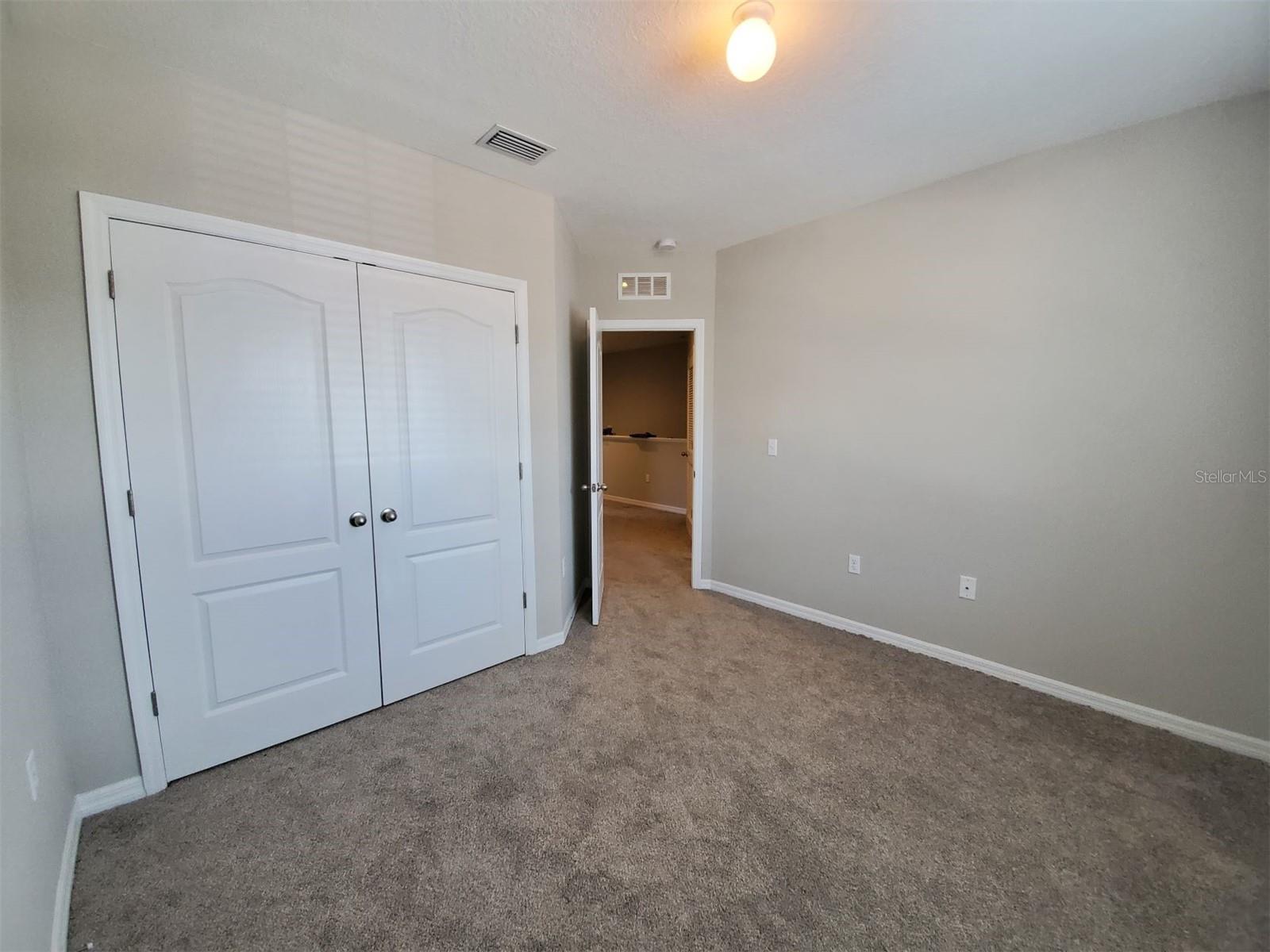 HIDDEN RIVER TWNHMS PH 1 - Residential Lease