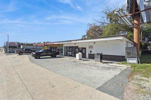 Tiny photo for 107 S 14th Street, Leesburg, FL 34748 (MLS # O6381816)