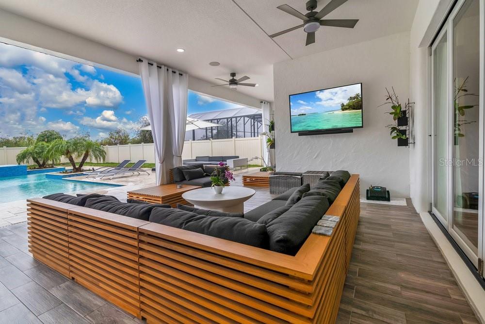 ESTATES AT PARKSIDE - Residential