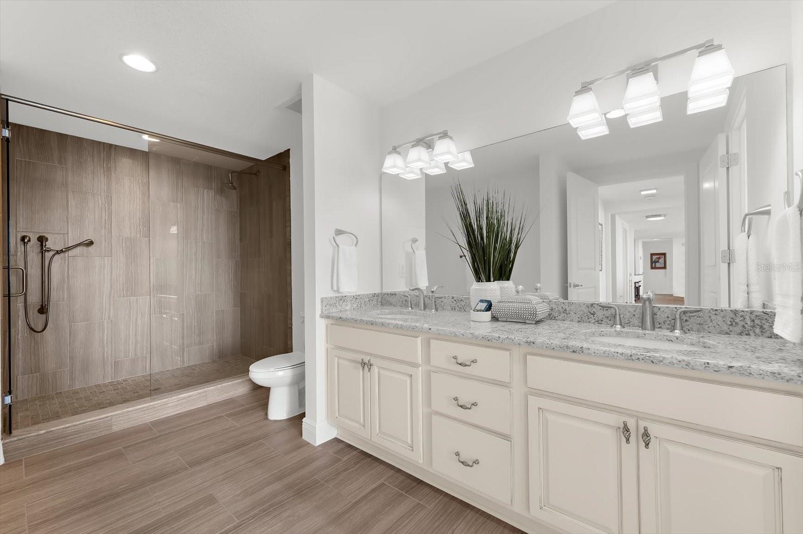 AQUALEA RESIDENCES CONDO - Residential