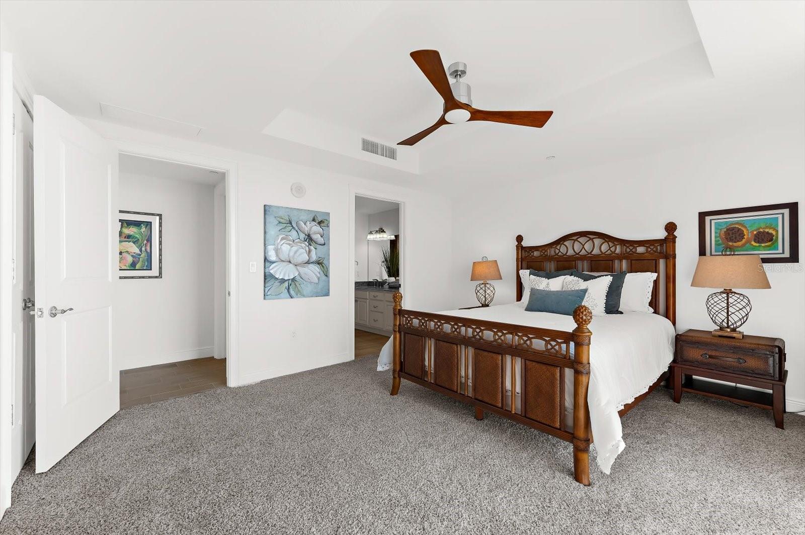 AQUALEA RESIDENCES CONDO - Residential