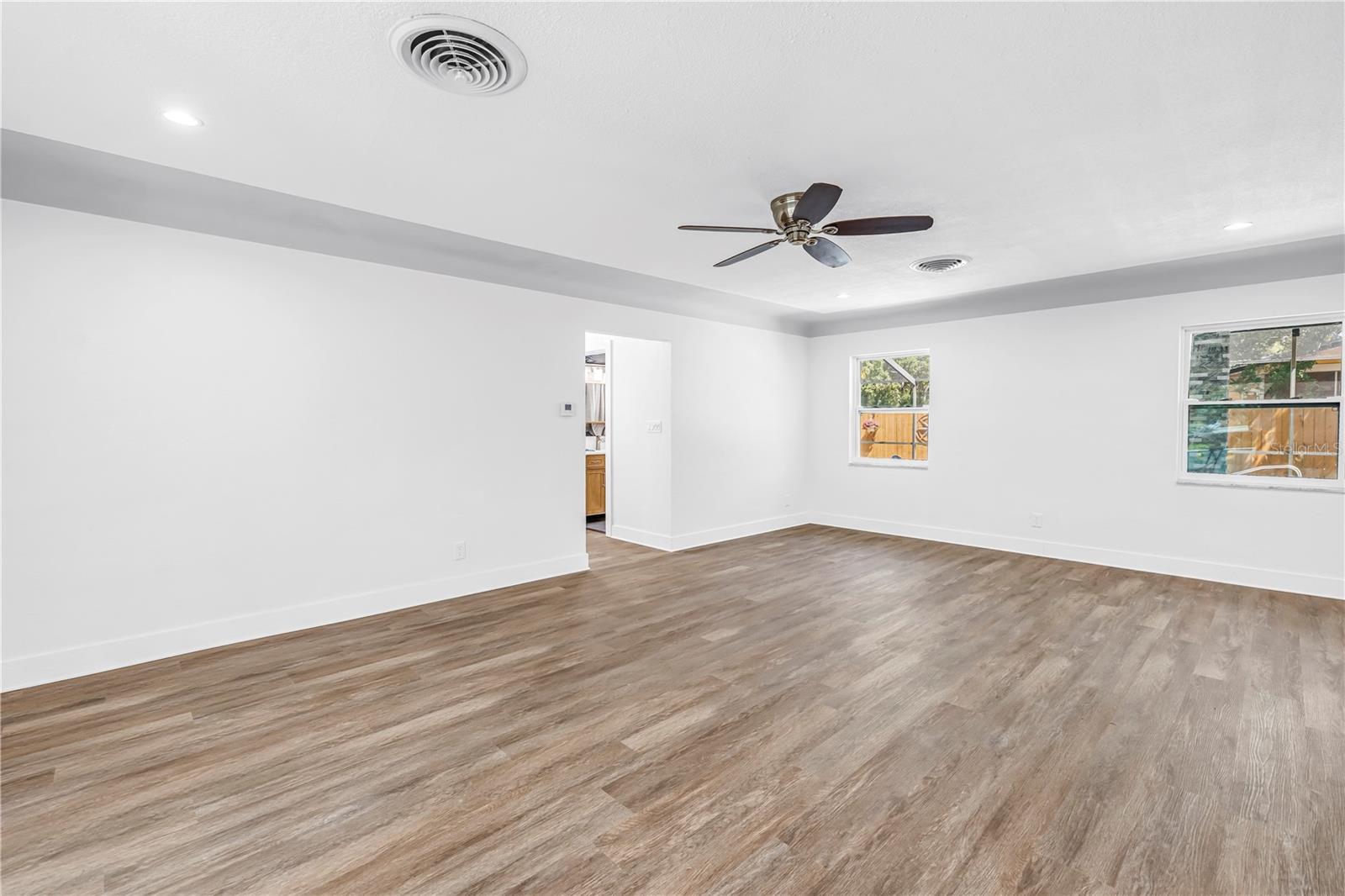 ACREAGE - Residential