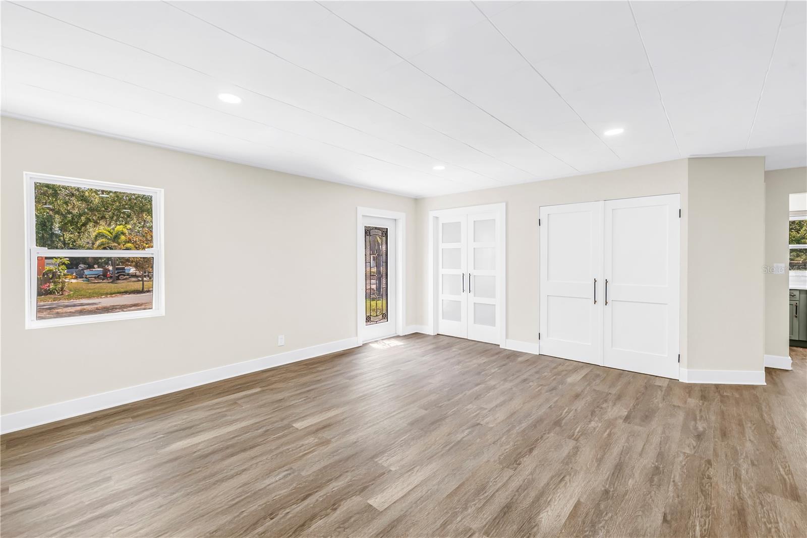 ACREAGE - Residential