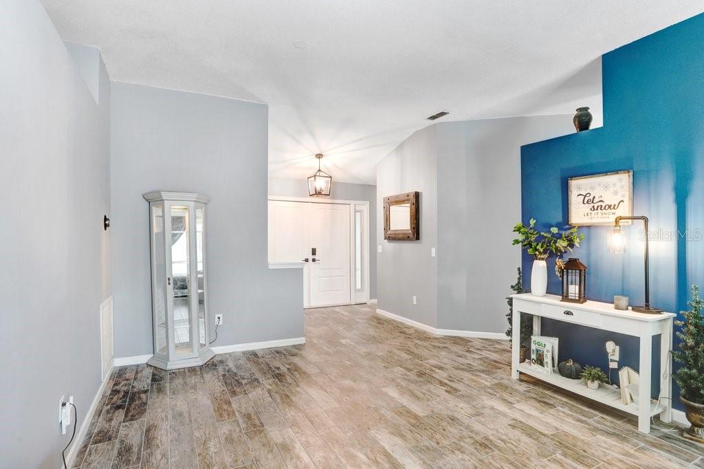 KINGSWAY OAKS PH 1 - Residential