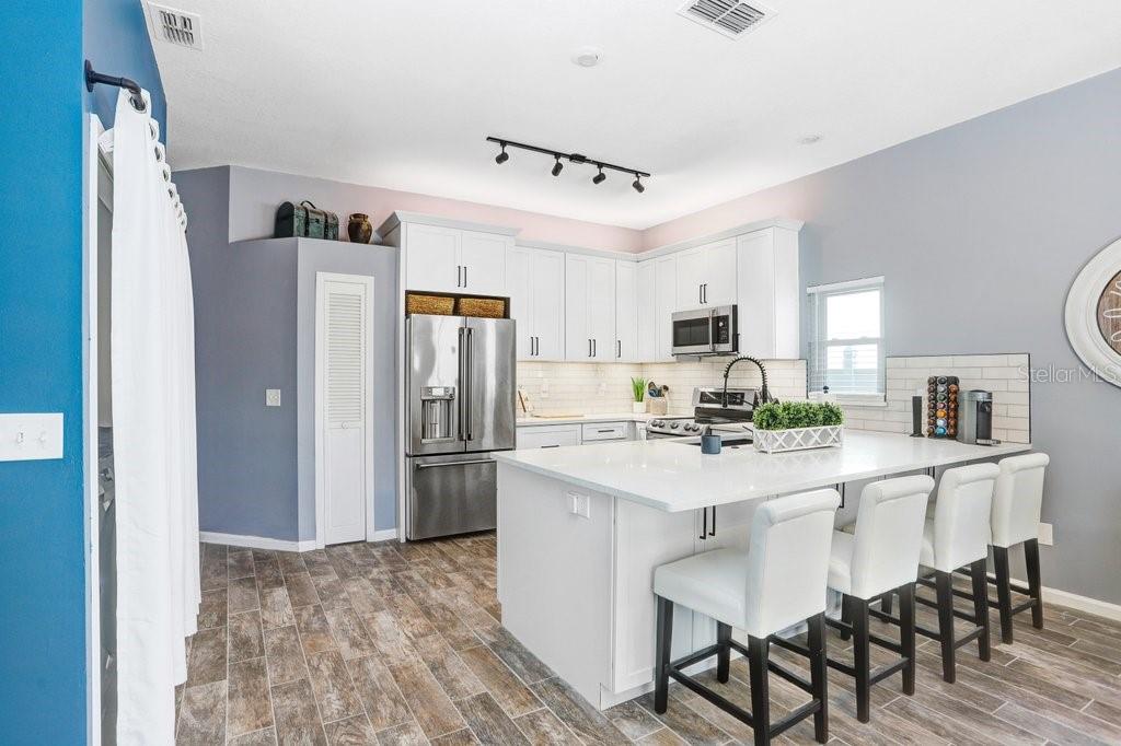 KINGSWAY OAKS PH 1 - Residential