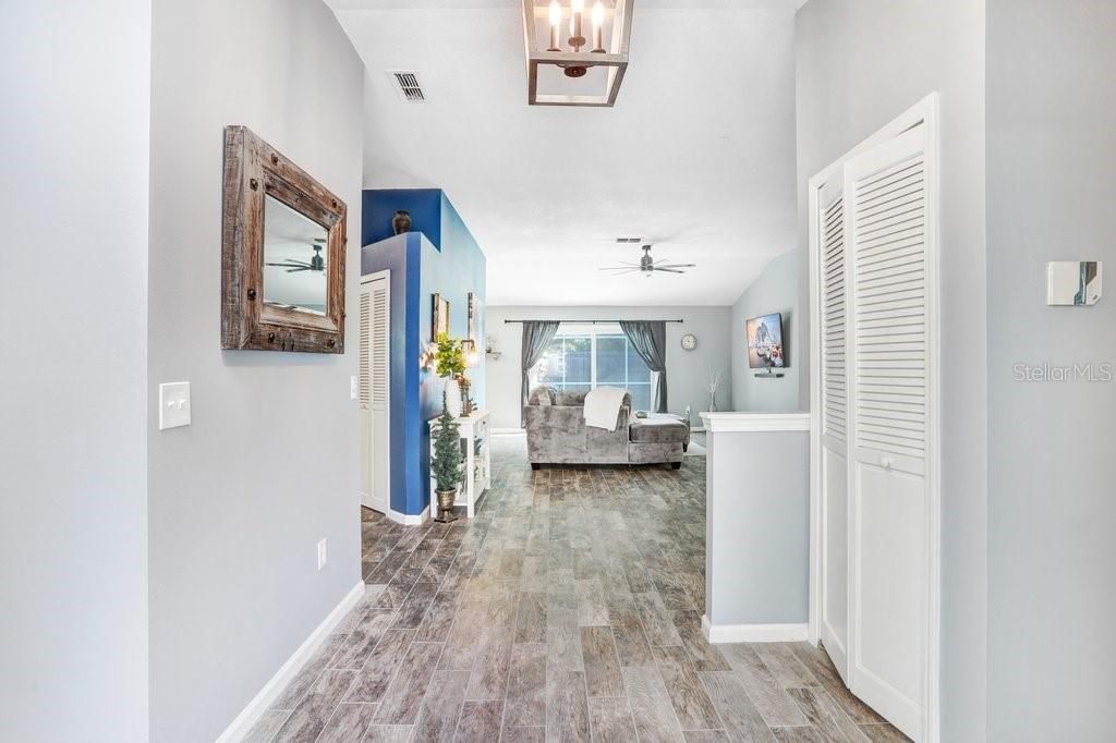 KINGSWAY OAKS PH 1 - Residential