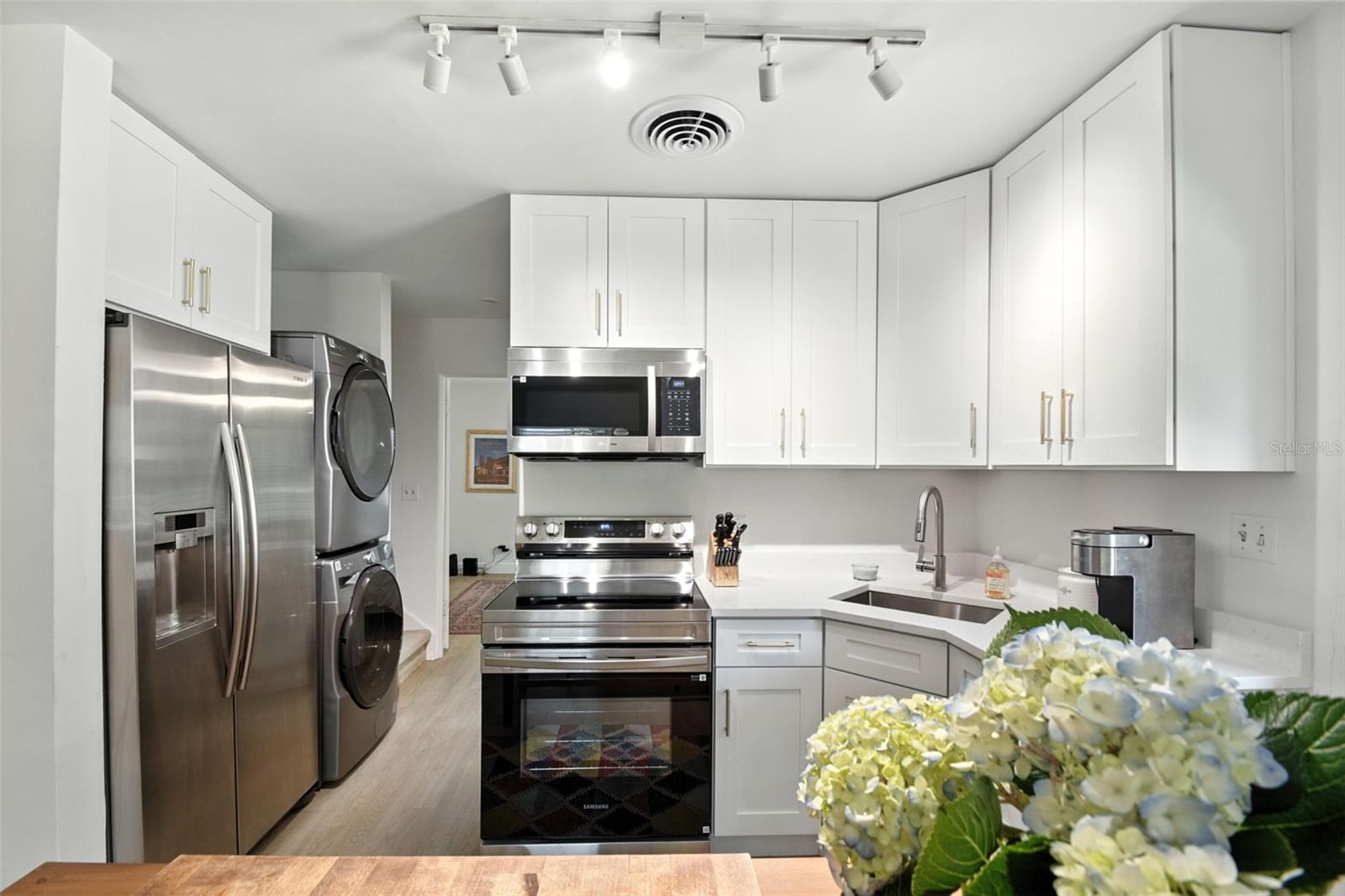 TROTTERS REP - Residential Lease