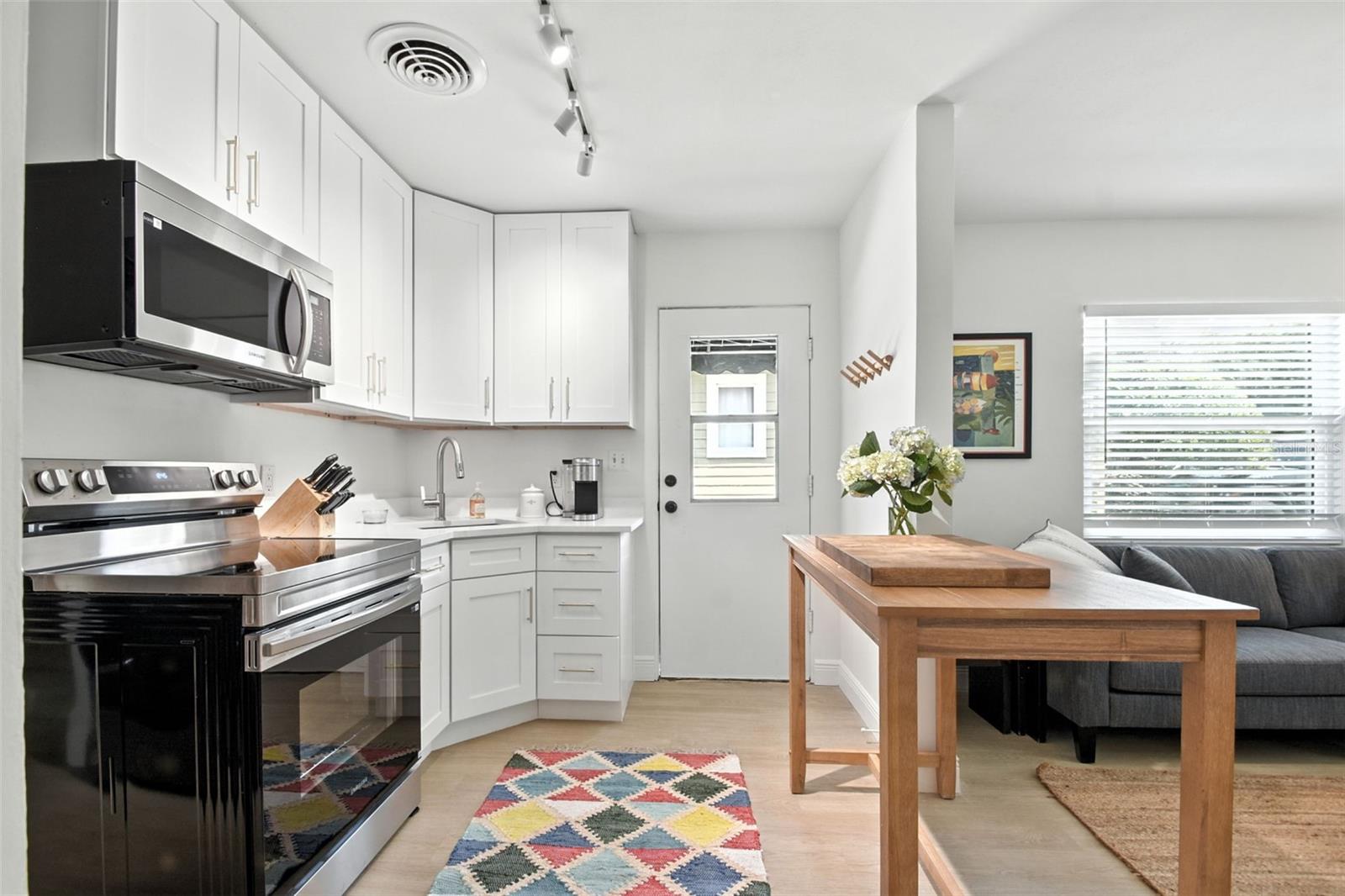 TROTTERS REP - Residential Lease