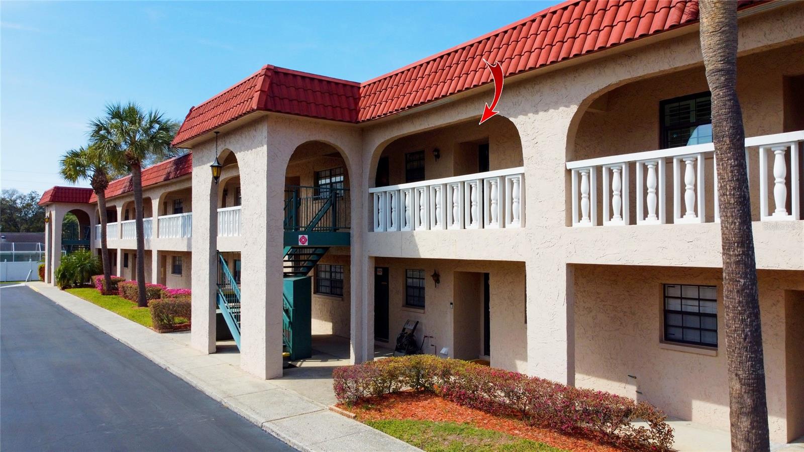 1750 BELLEAIR FOREST DRIVE C17
