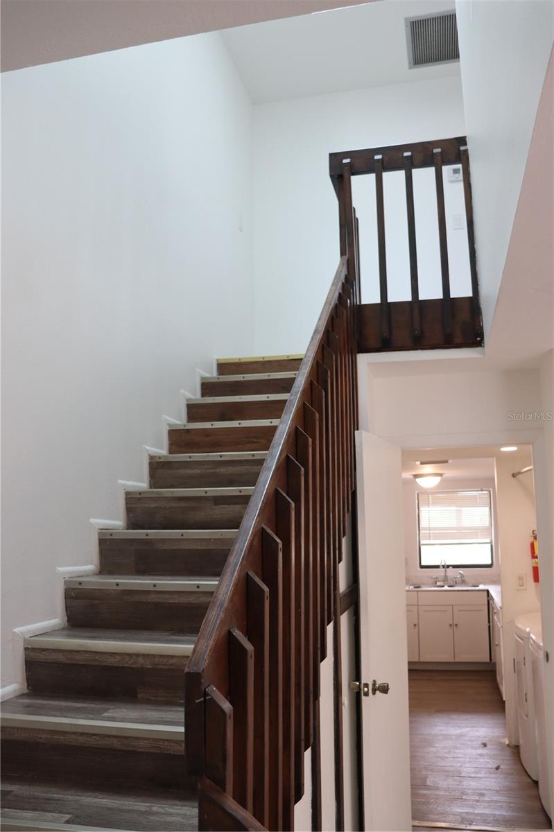 AQUA GARDENS TWNHS BLDG E - Residential Lease