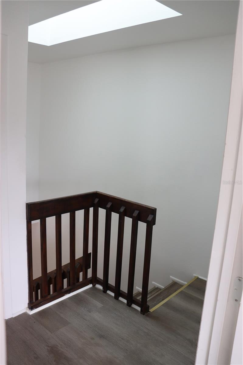 AQUA GARDENS TWNHS BLDG E - Residential Lease