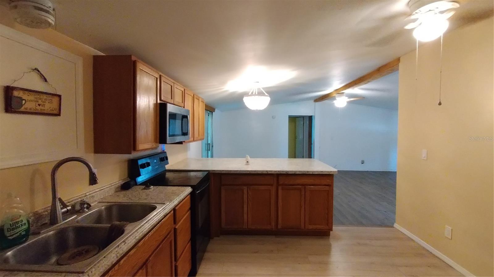 LAKEVIEW PARK - Residential