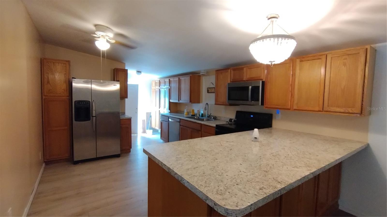 LAKEVIEW PARK - Residential