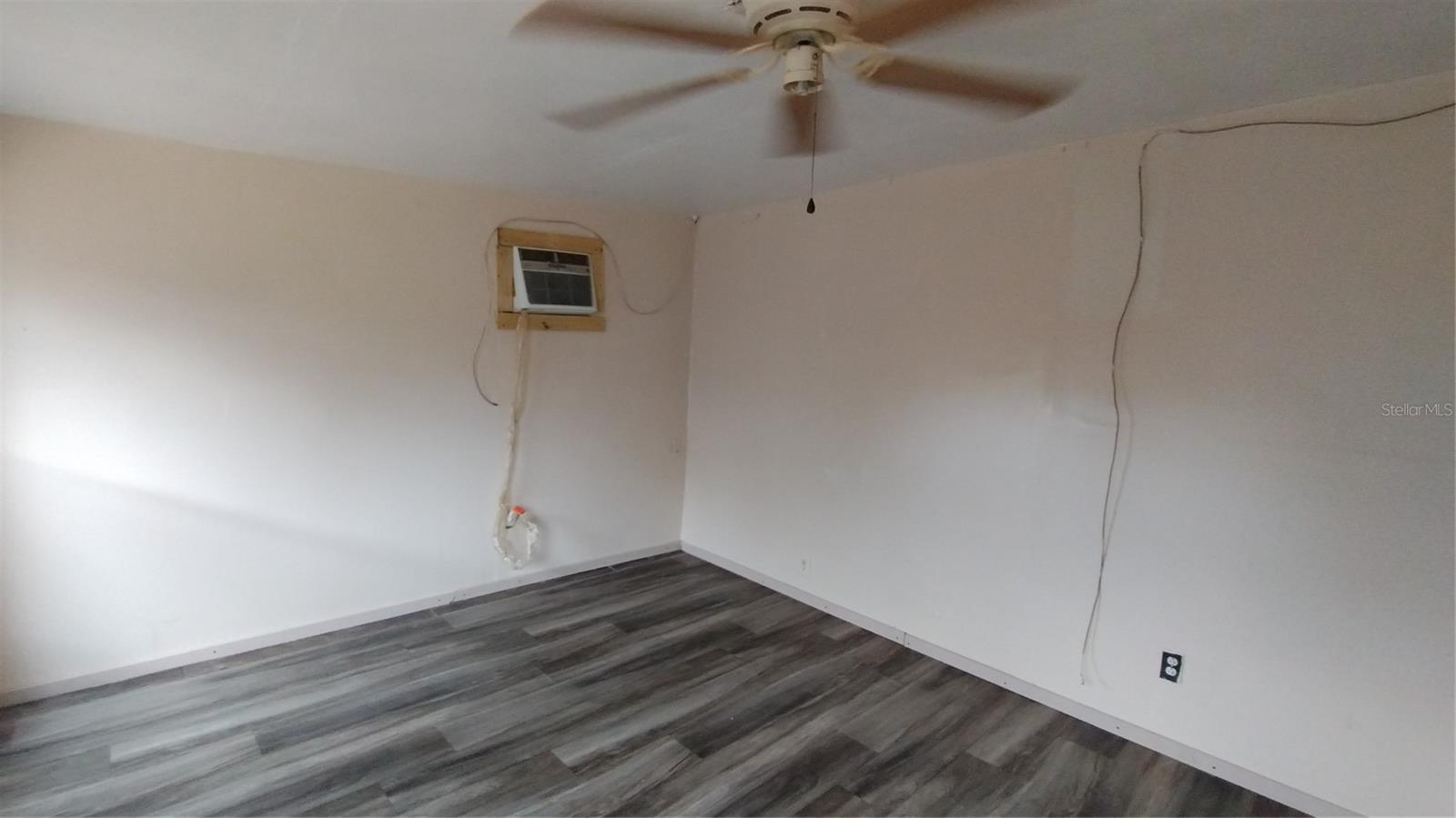 LAKEVIEW PARK - Residential