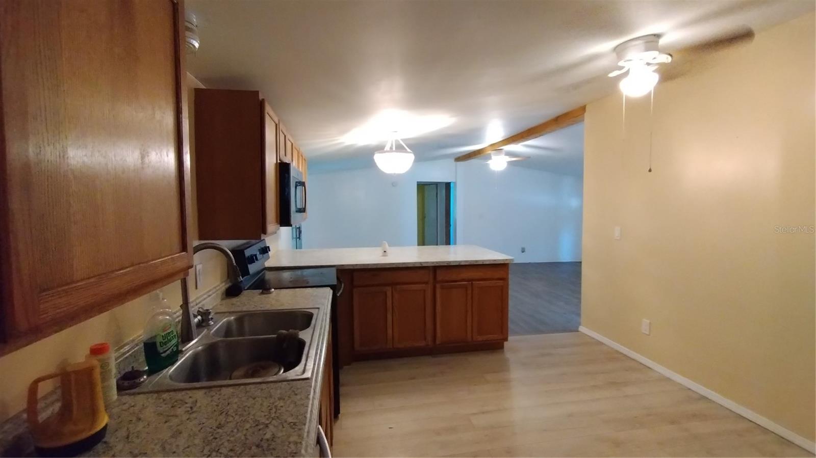 LAKEVIEW PARK - Residential