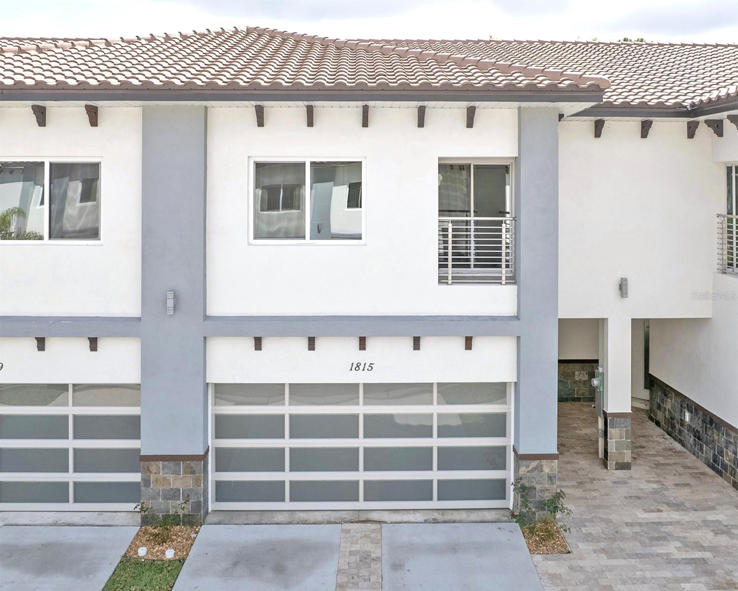 1815 BRENTWOOD COURT