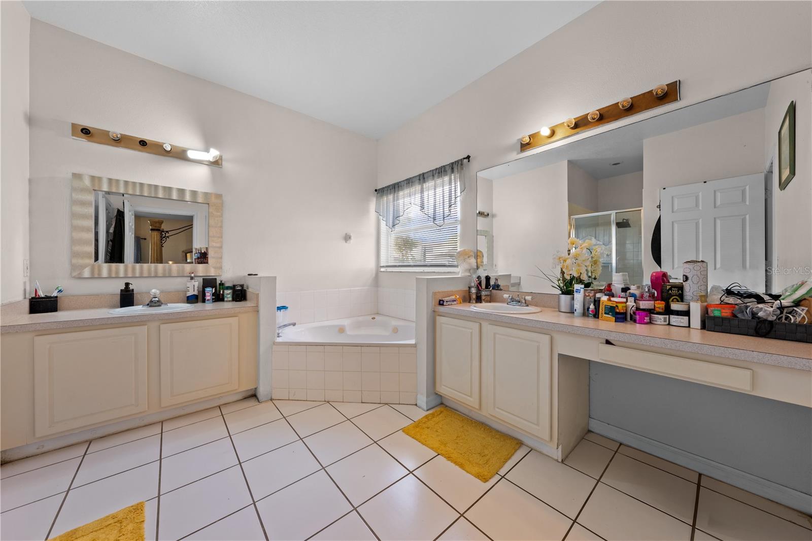 BRIGHTON LAKES PH 1 - Residential