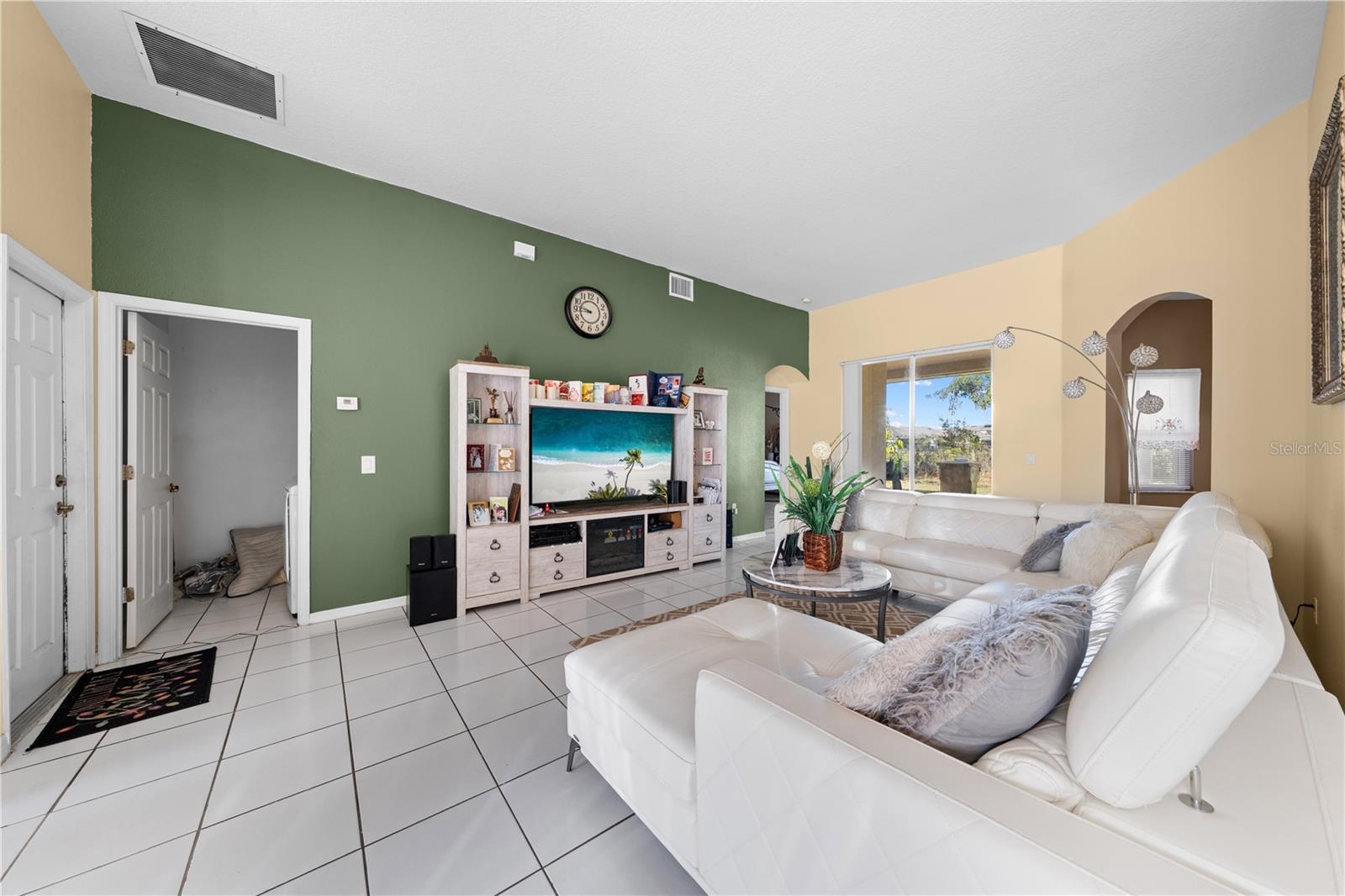 BRIGHTON LAKES PH 1 - Residential