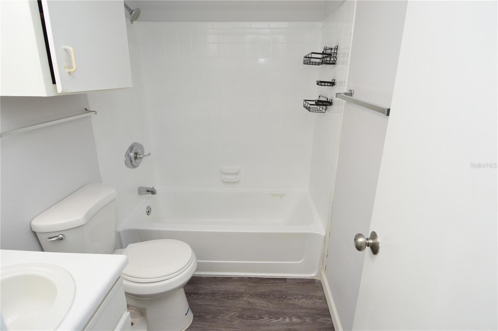 THE GRAND RESERVE CONDO - Residential Lease