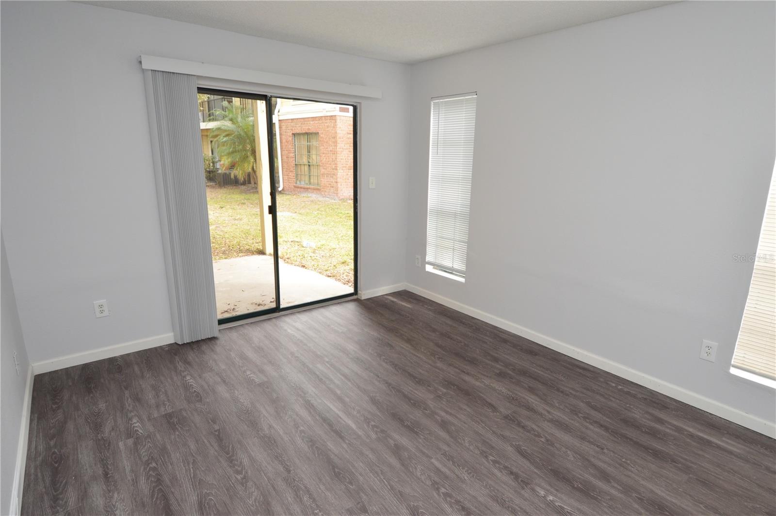 THE GRAND RESERVE CONDO - Residential Lease