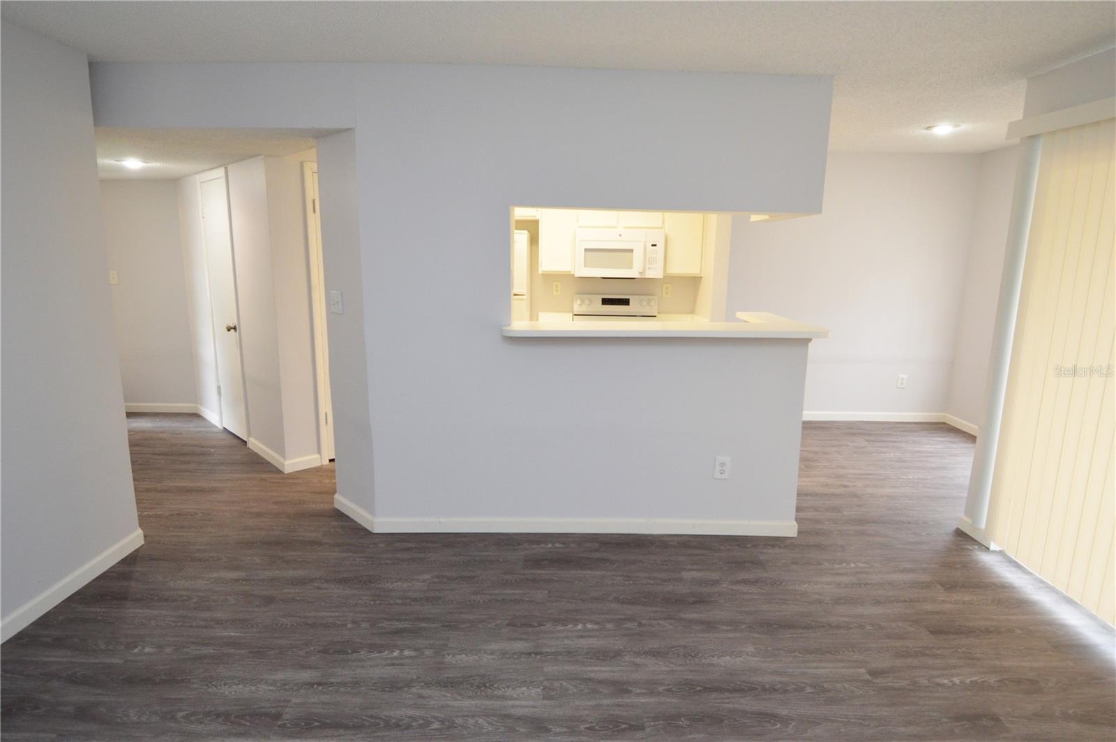 THE GRAND RESERVE CONDO - Residential Lease