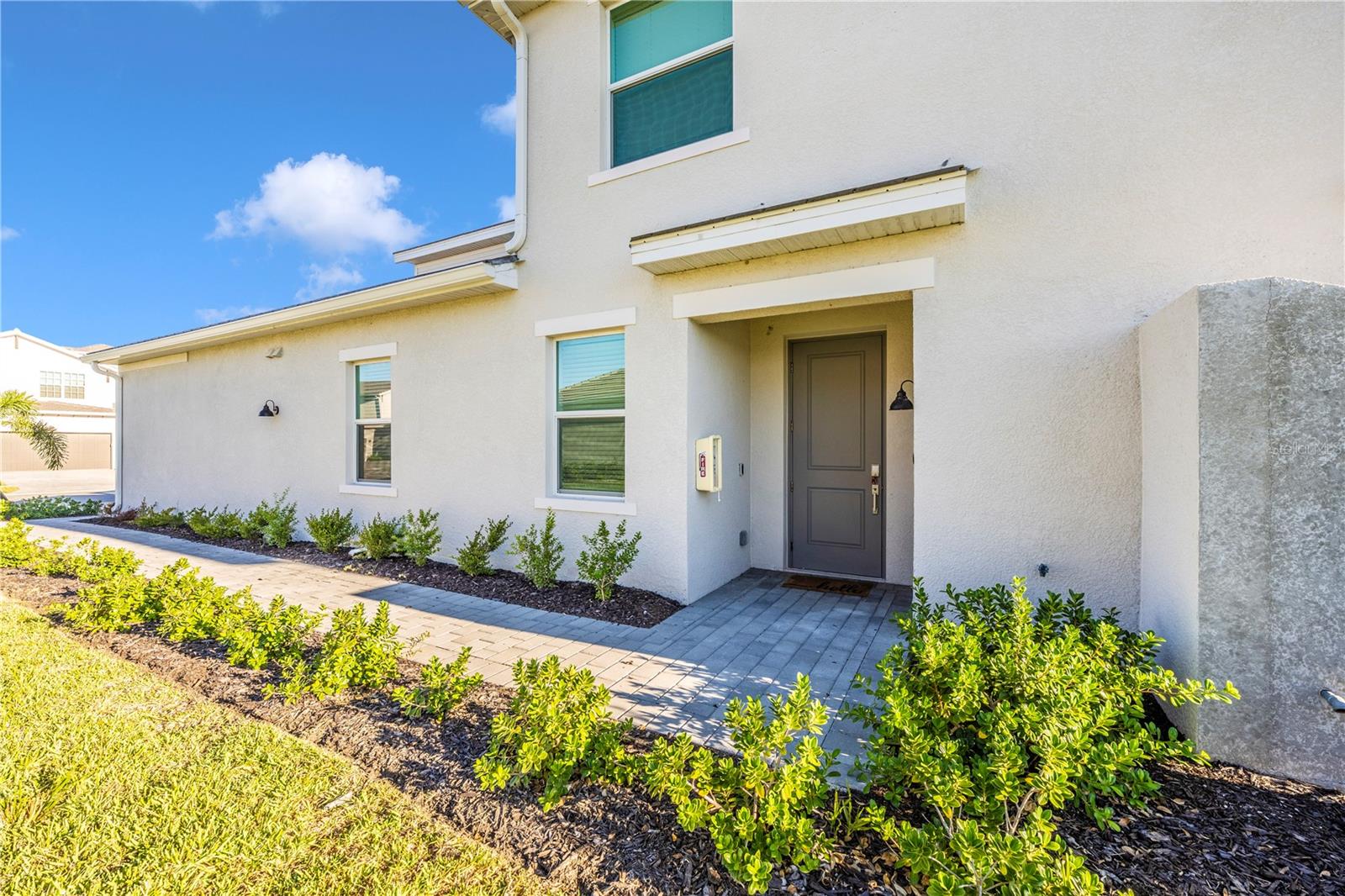 WELLEN PARK GOLF & COUNTRY CLUB - Residential Lease