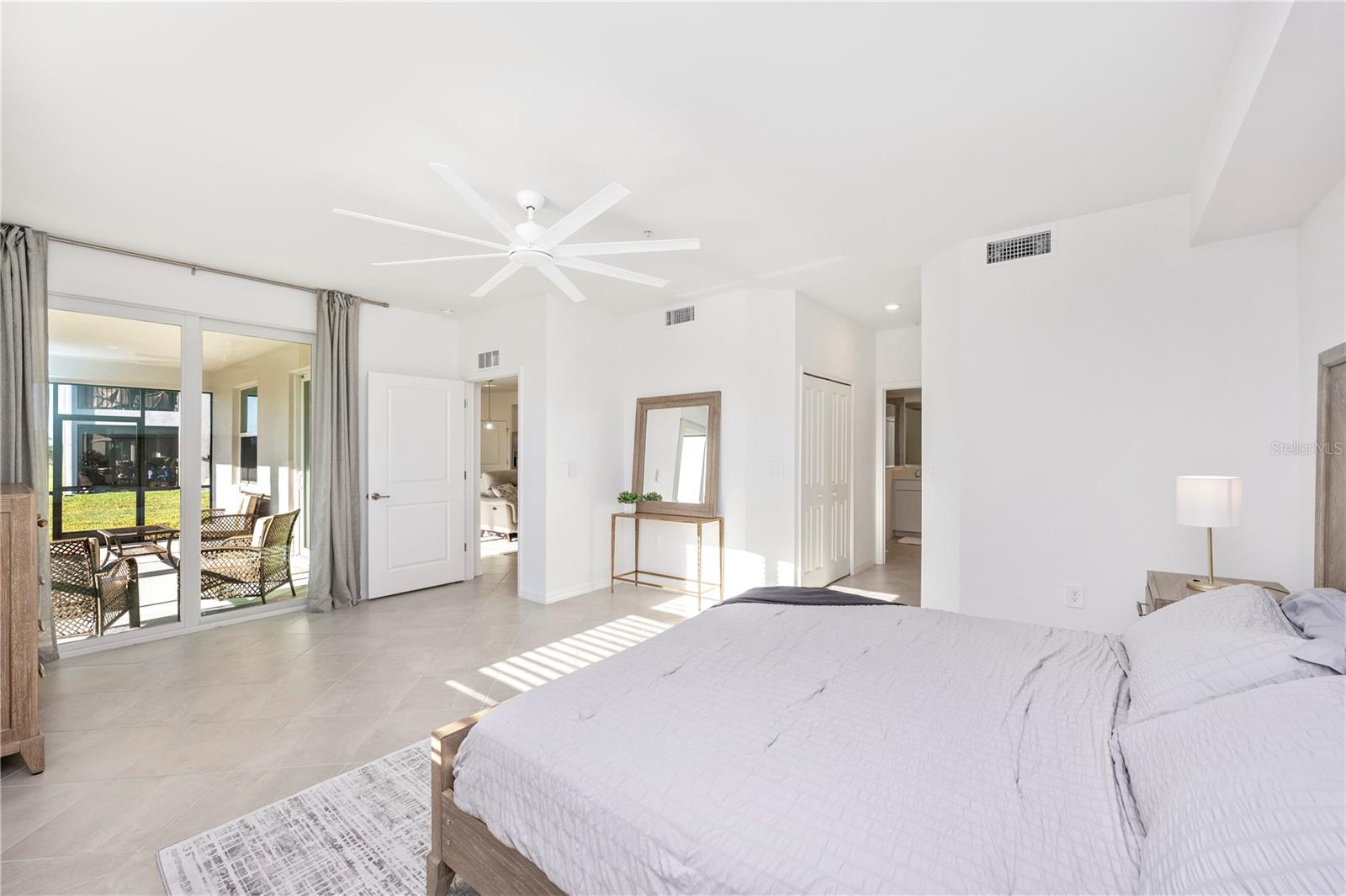 WELLEN PARK GOLF & COUNTRY CLUB - Residential Lease