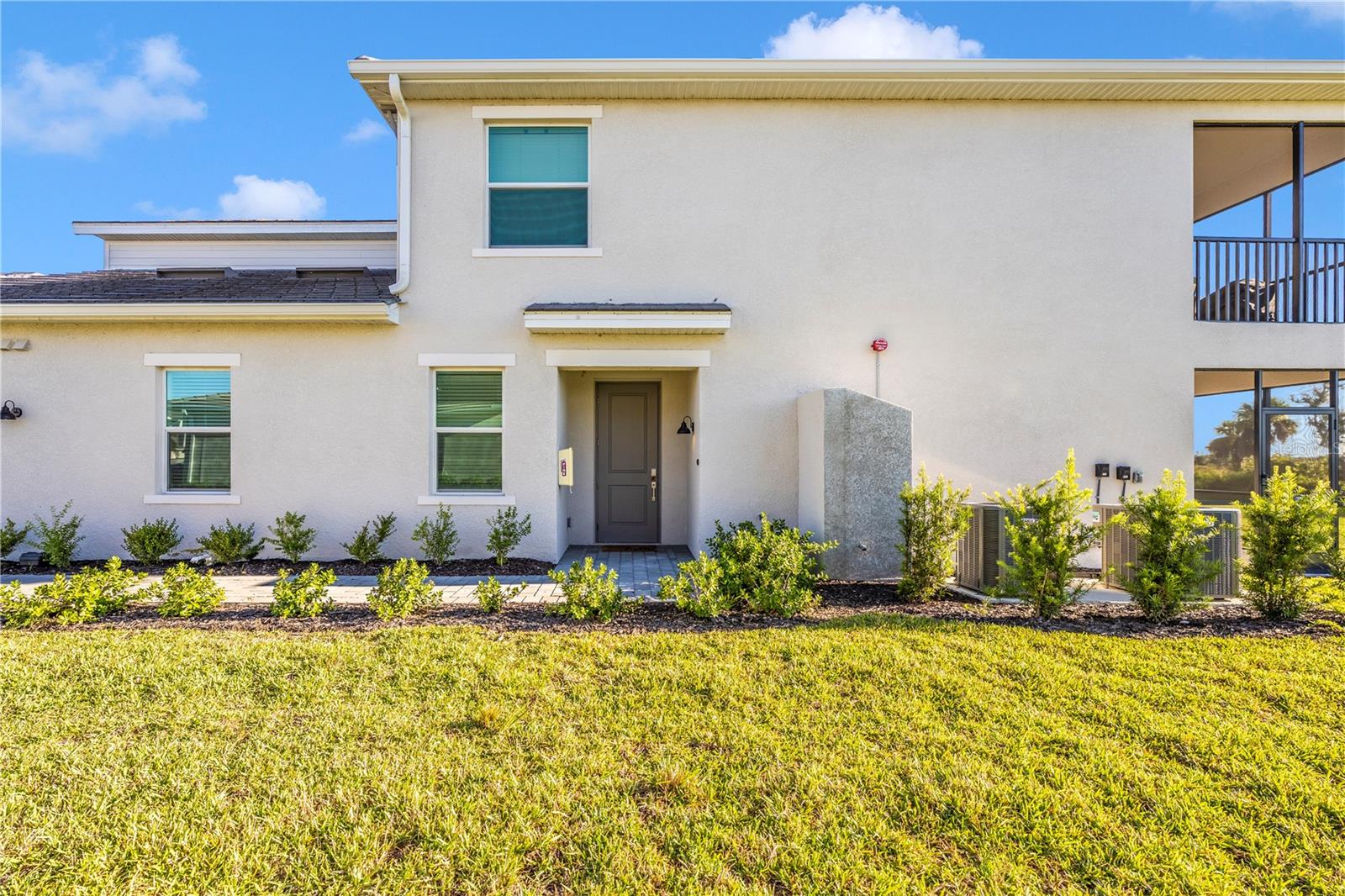 WELLEN PARK GOLF & COUNTRY CLUB - Residential Lease