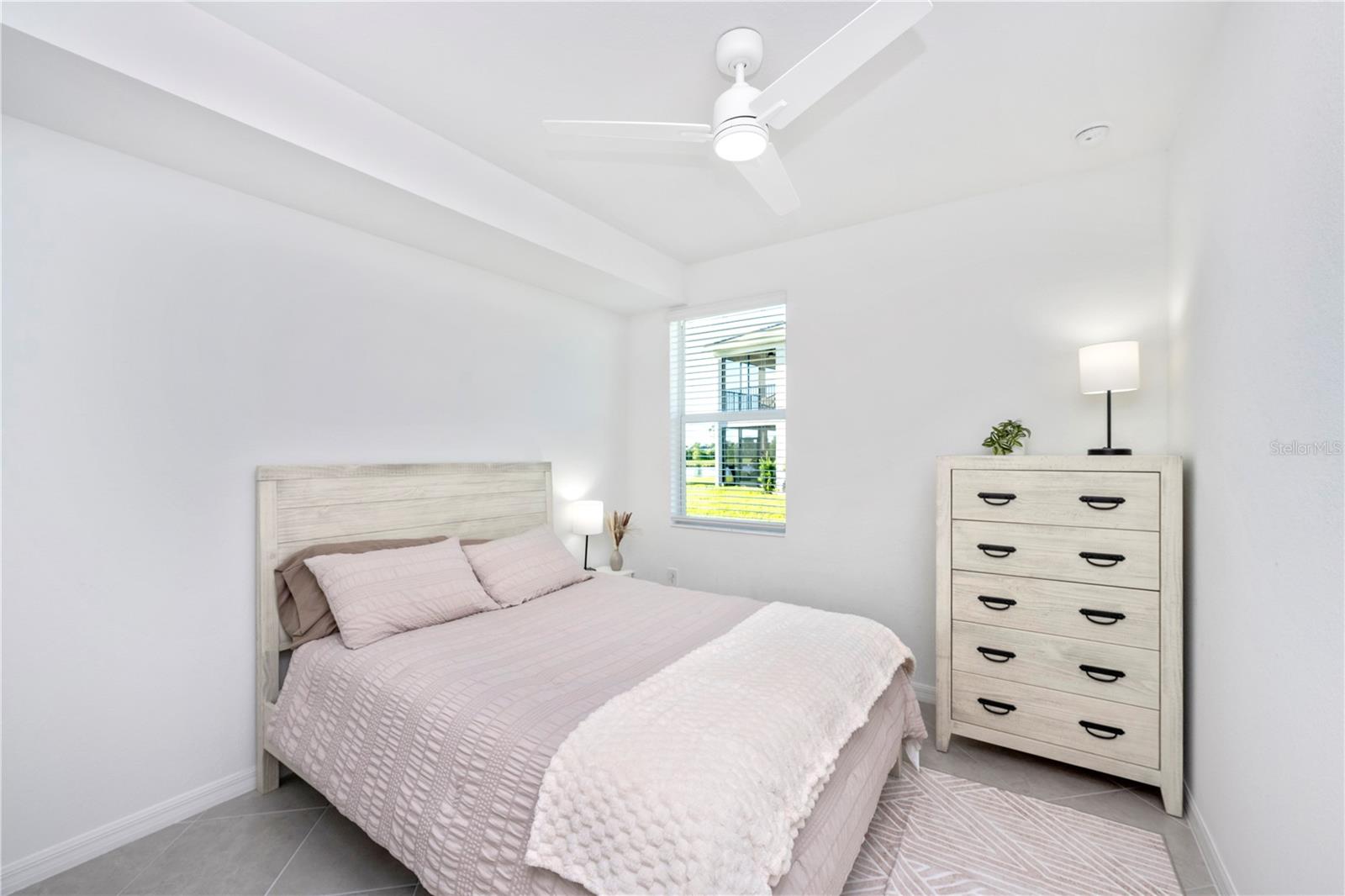 WELLEN PARK GOLF & COUNTRY CLUB - Residential Lease