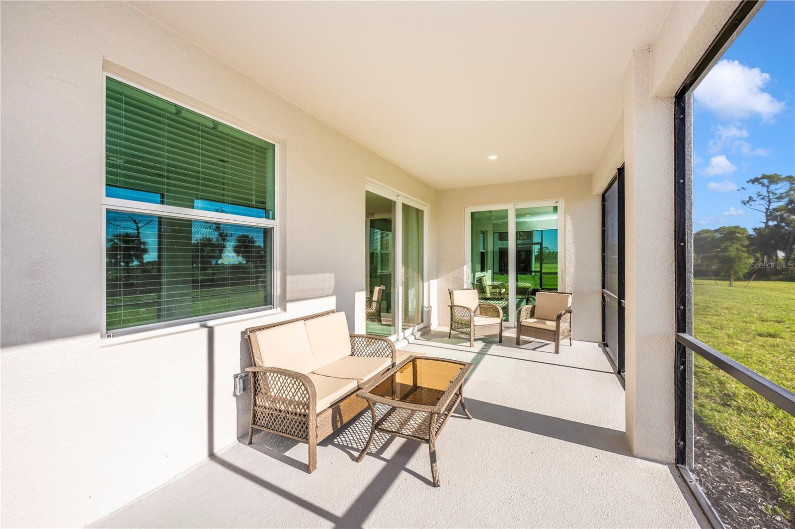 WELLEN PARK GOLF & COUNTRY CLUB - Residential Lease