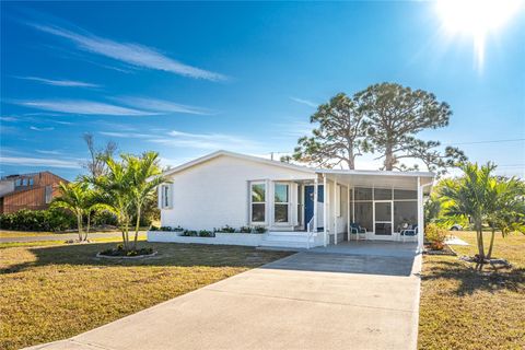 Photo of 9134 Kestral Circle, Englewood, FL 34224 (MLS # D6145799)