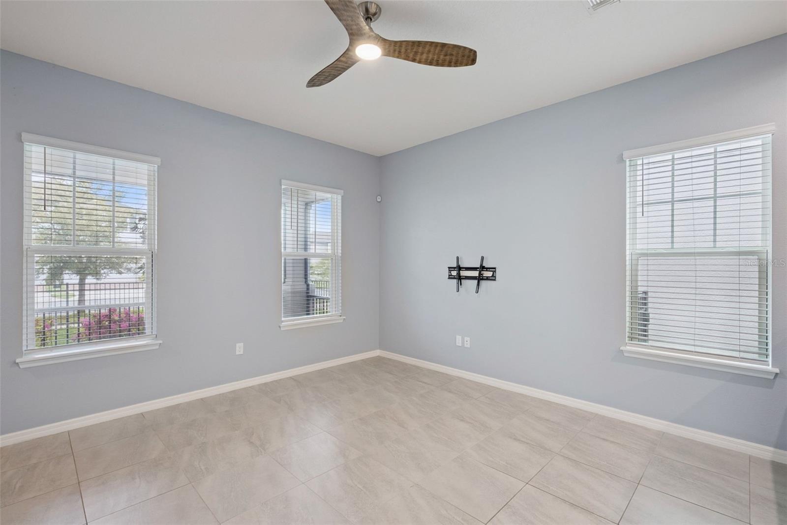 ARBORS/MDW WOODS - Residential