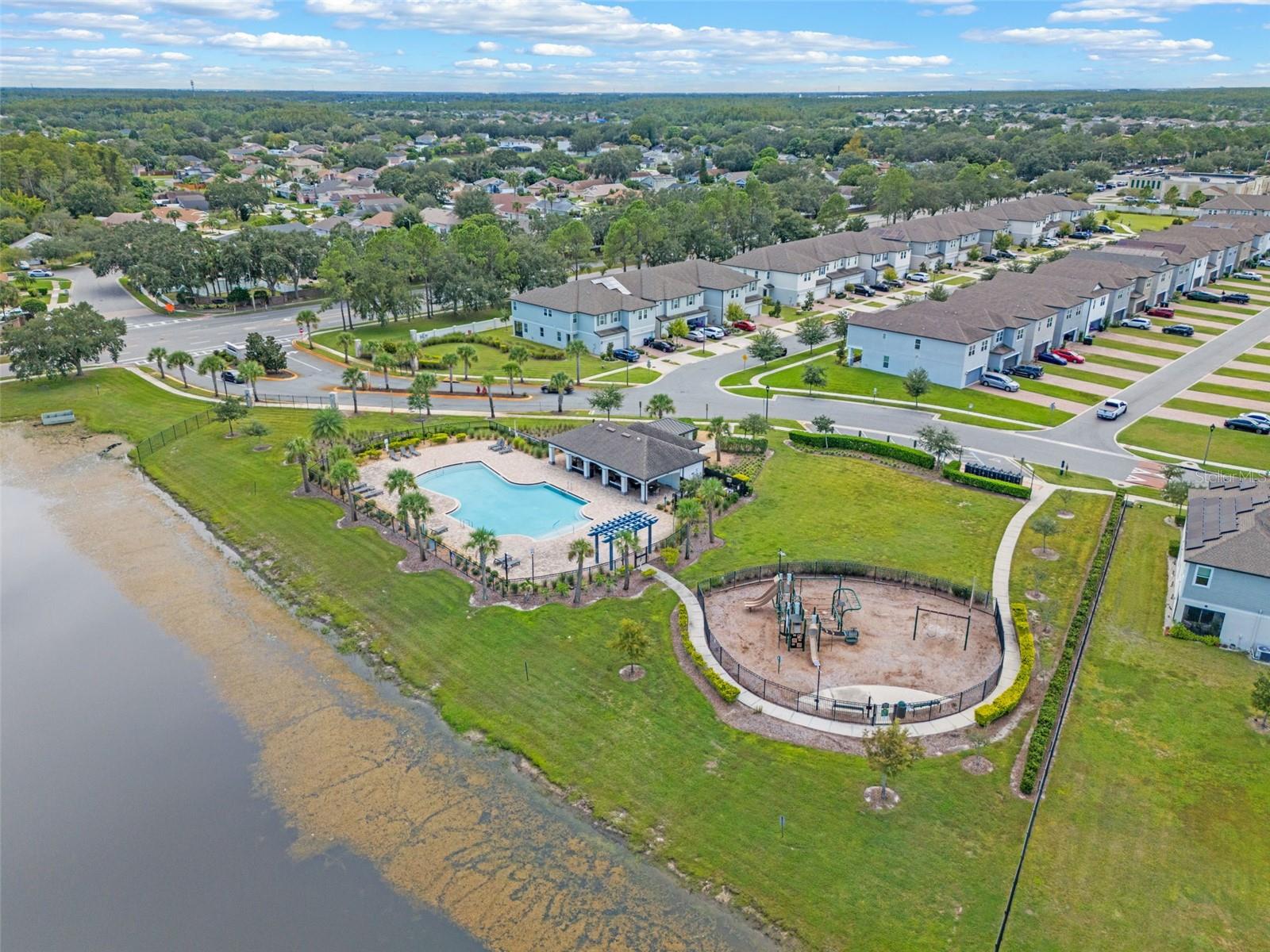 ARBORS/MDW WOODS - Residential