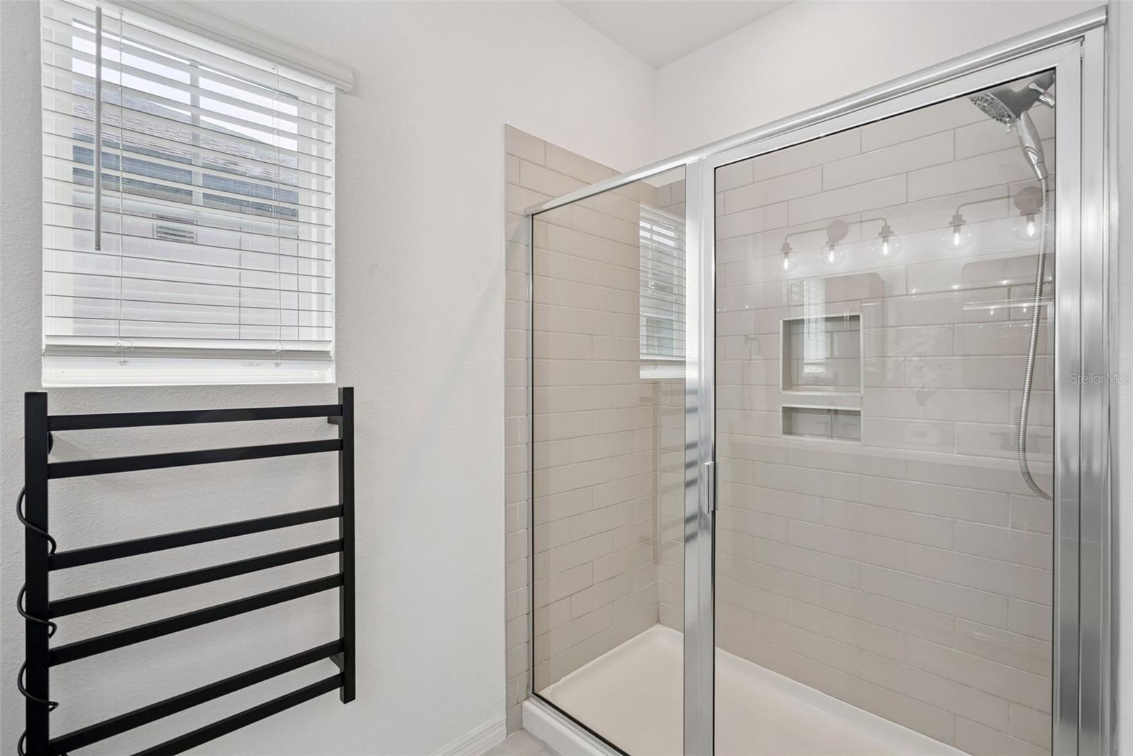 ARBORS/MDW WOODS - Residential