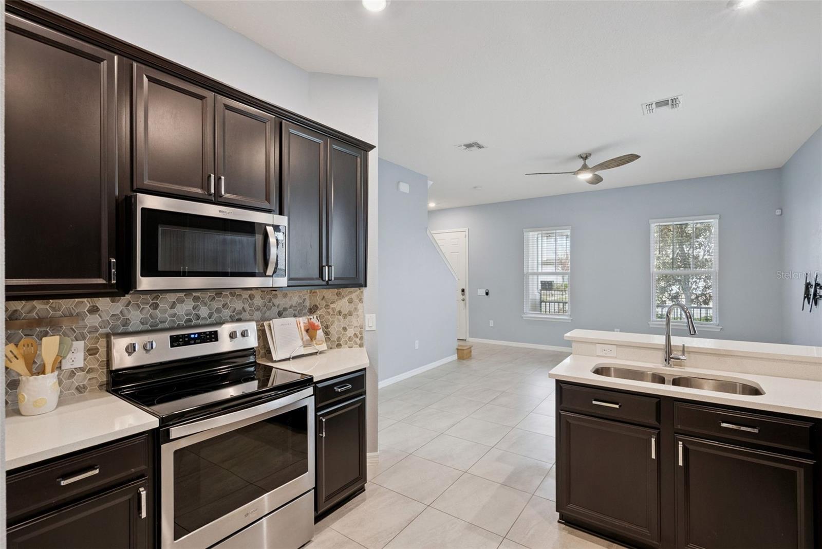 ARBORS/MDW WOODS - Residential