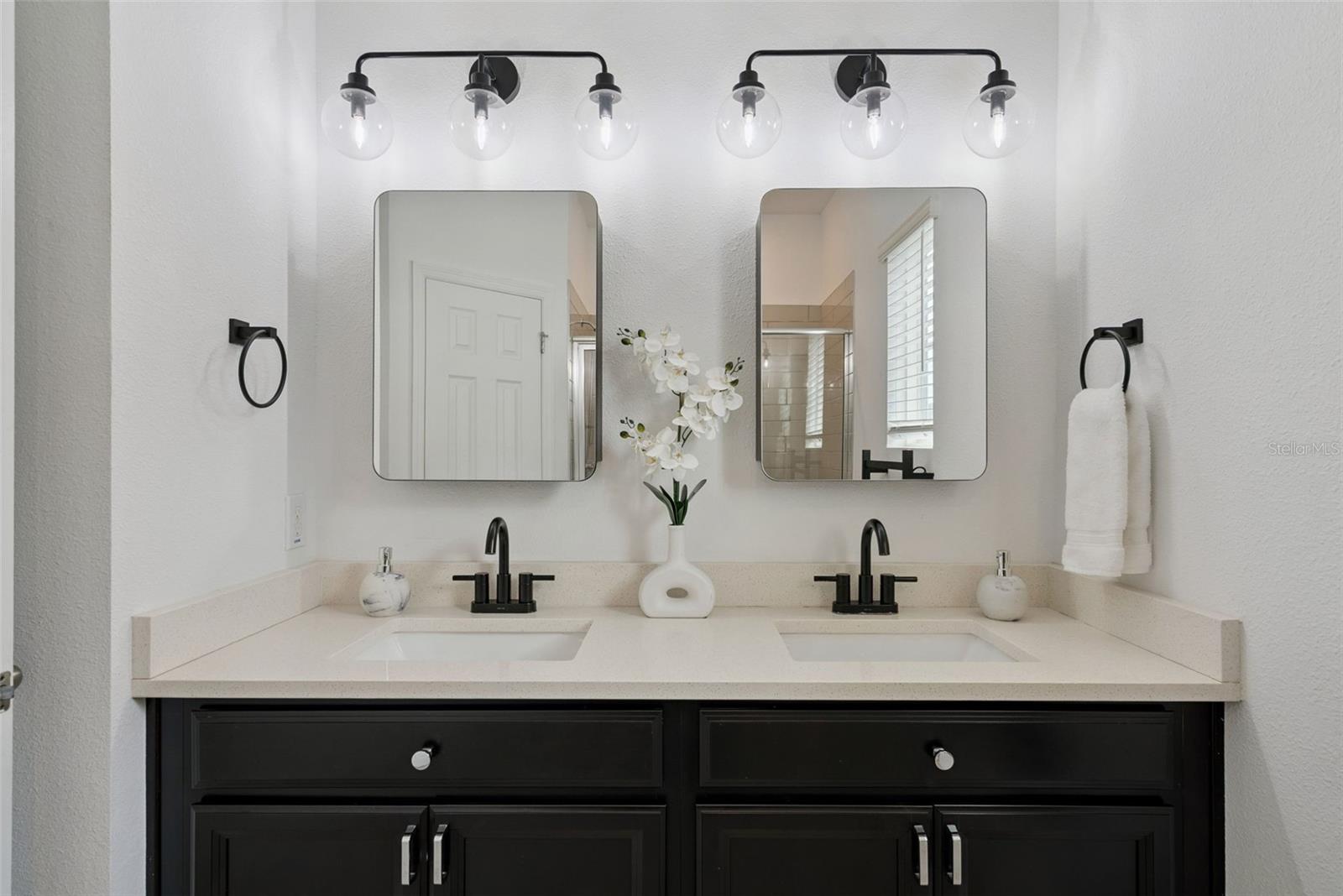 ARBORS/MDW WOODS - Residential