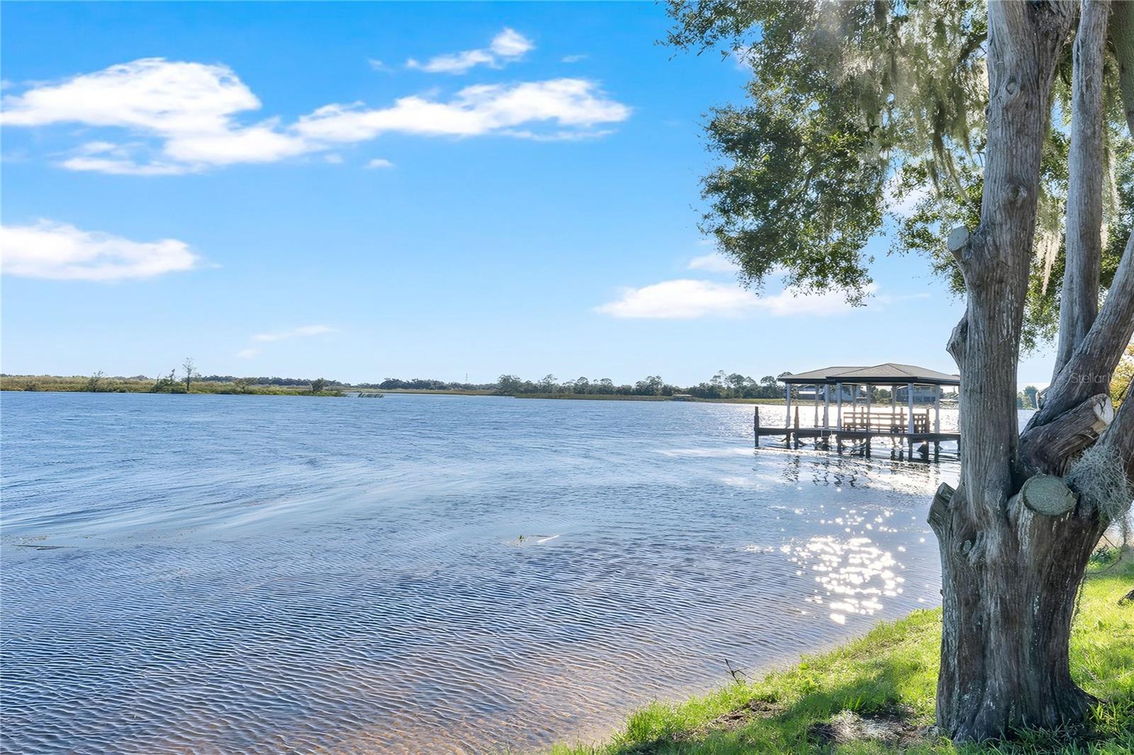 HICKORY HAMMOCK EMERALD POINTE - Residential