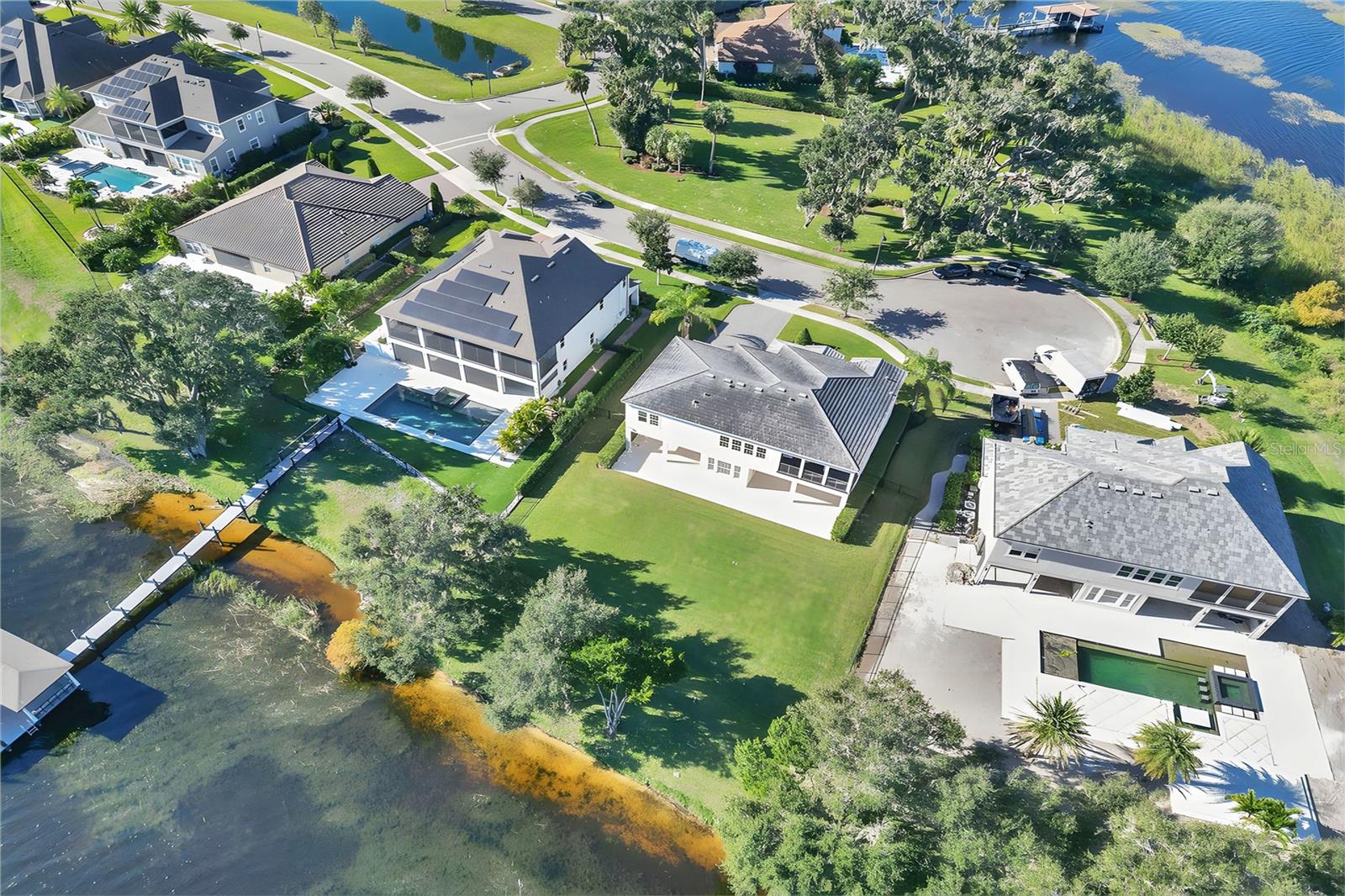HICKORY HAMMOCK EMERALD POINTE - Residential
