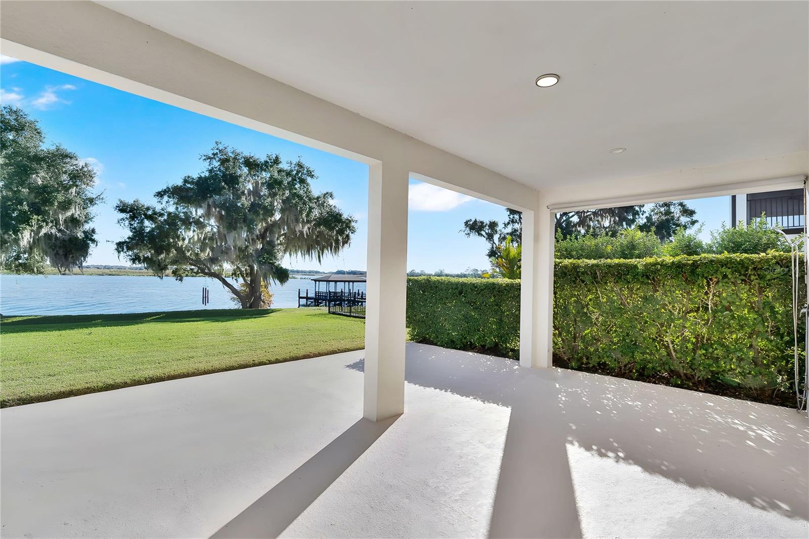 HICKORY HAMMOCK EMERALD POINTE - Residential